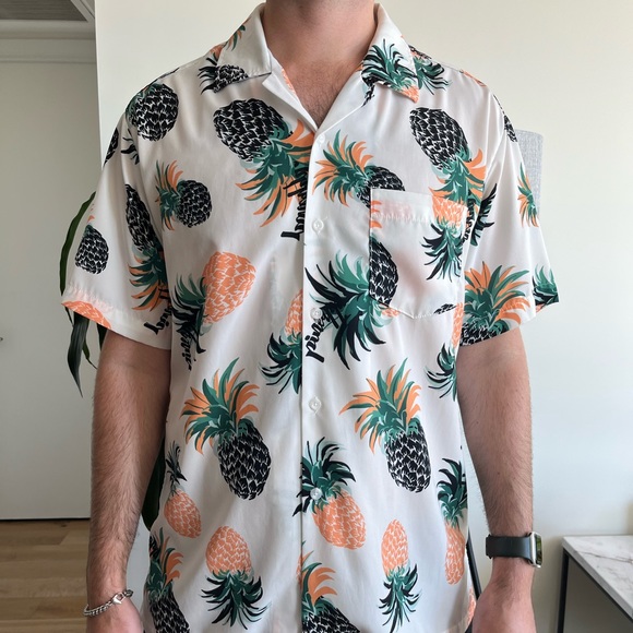 ATTENTION (Korea): Short Sleeve Button Up Tropical Shirt - Picture 1 of 2